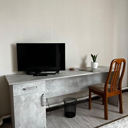Meiman House Close To Asia Mall Бишкек Экстерьер фото